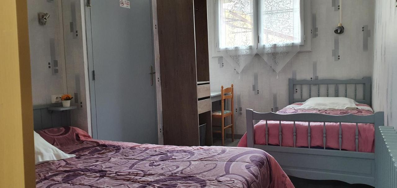 Hotel Les Deux Cols Sainte-Marie-de-Campan Esterno foto