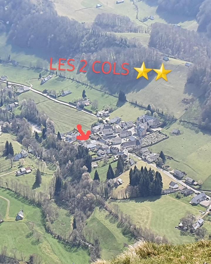 Hotel Les Deux Cols Sainte-Marie-de-Campan Esterno foto