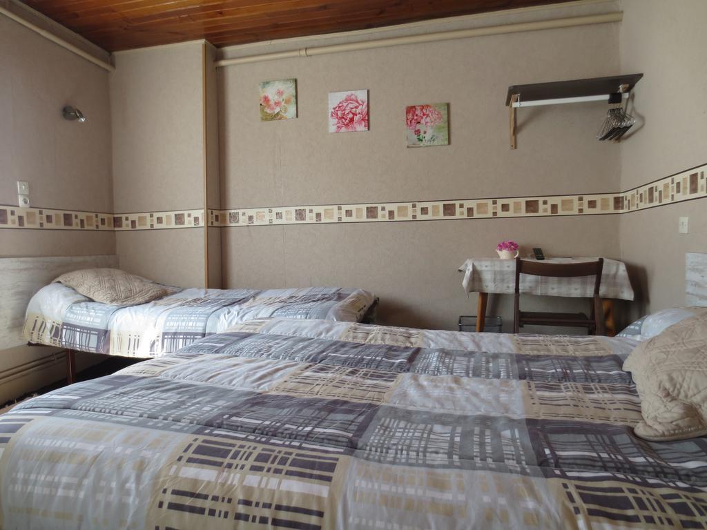 Hotel Les Deux Cols Sainte-Marie-de-Campan Camera foto