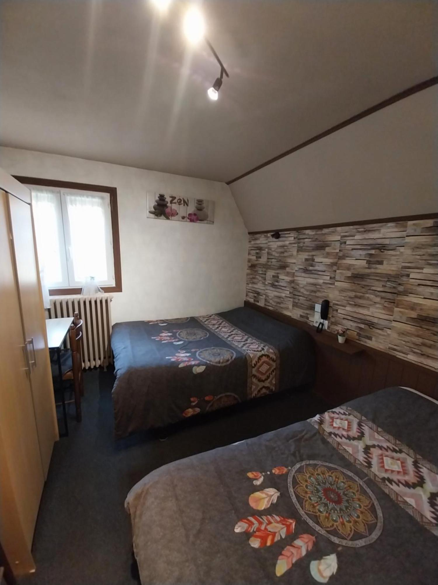 Hotel Les Deux Cols Sainte-Marie-de-Campan Esterno foto