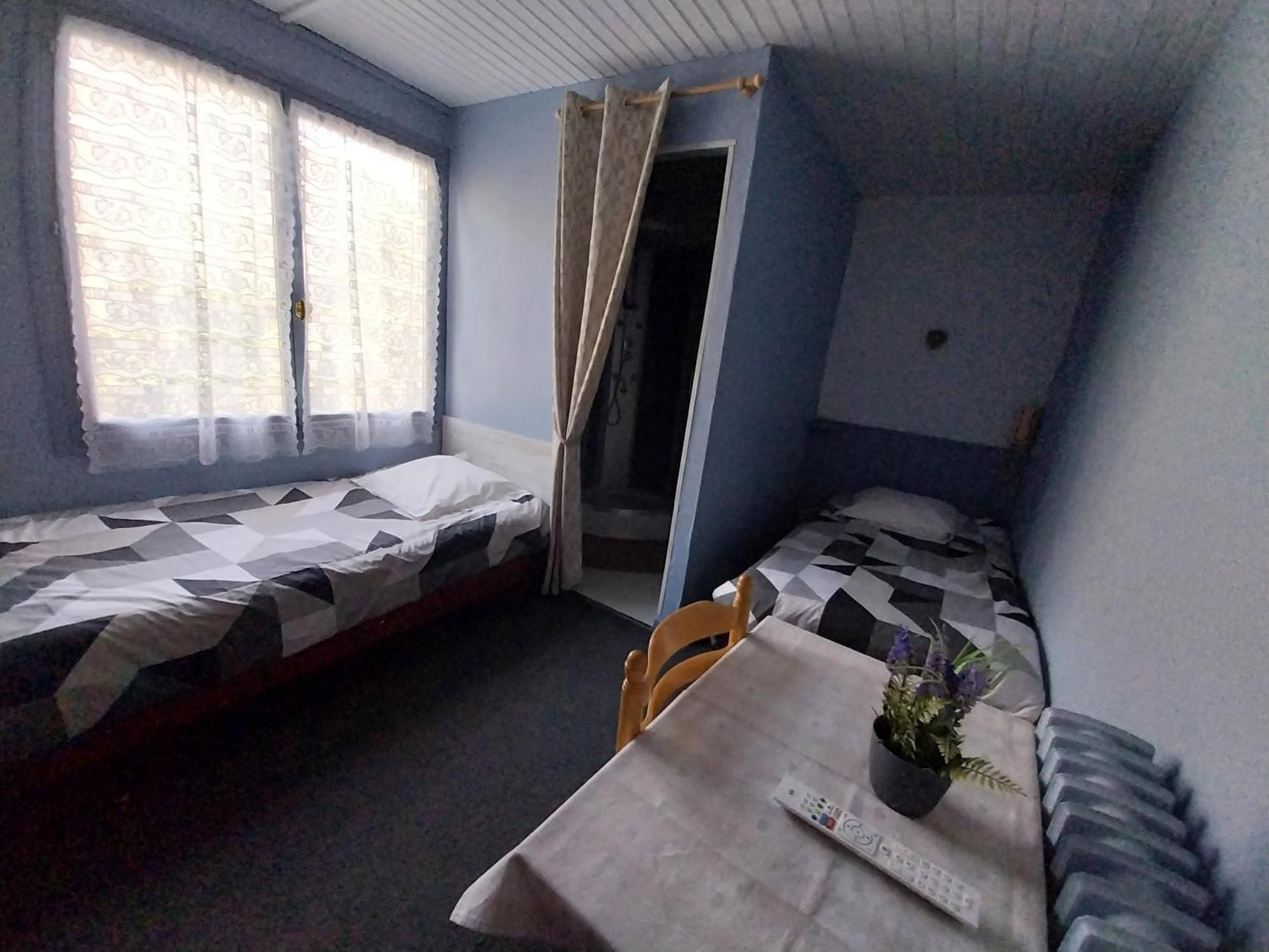 Hotel Les Deux Cols Sainte-Marie-de-Campan Esterno foto