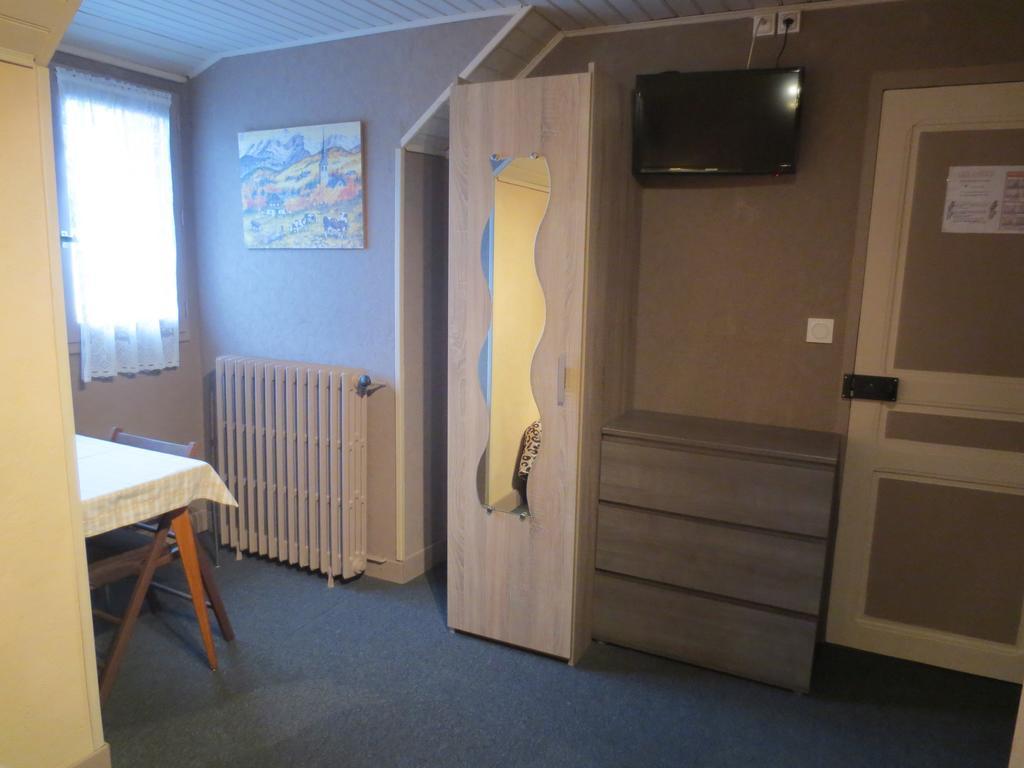 Hotel Les Deux Cols Sainte-Marie-de-Campan Camera foto