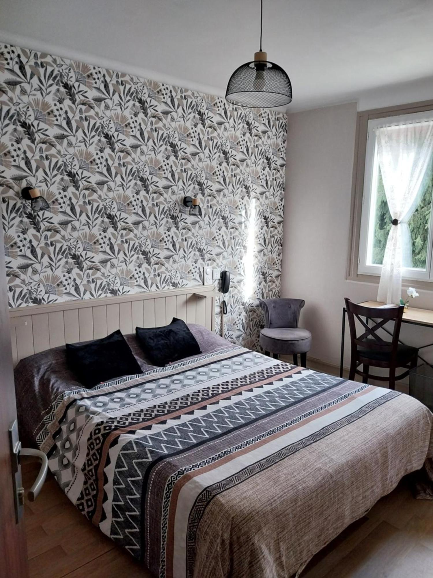 Hotel Les Deux Cols Sainte-Marie-de-Campan Esterno foto