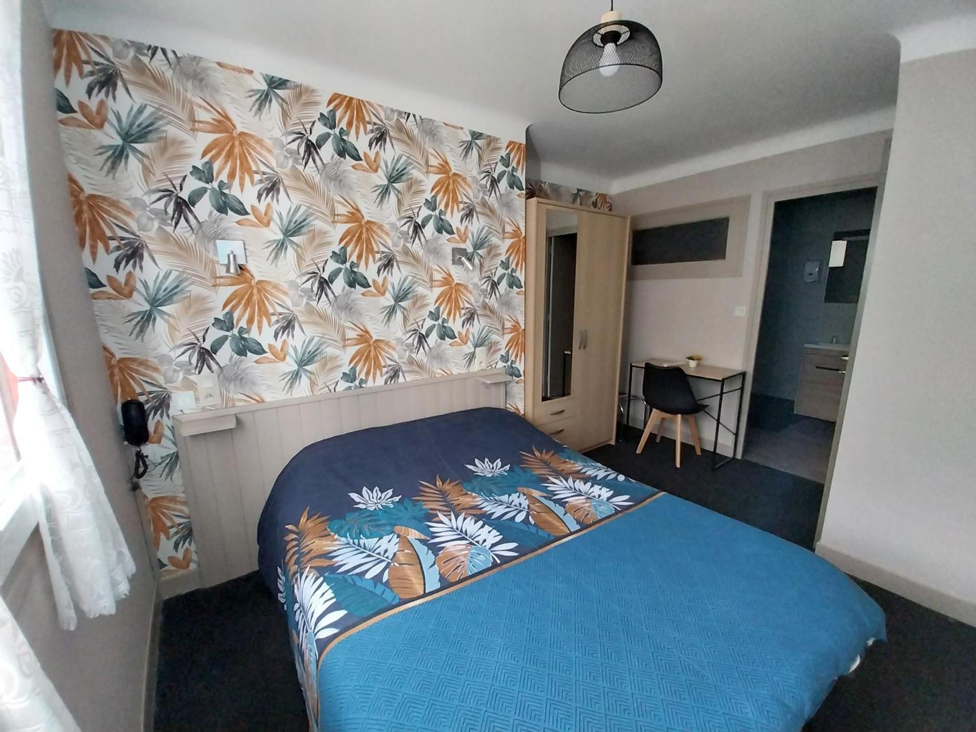 Hotel Les Deux Cols Sainte-Marie-de-Campan Esterno foto