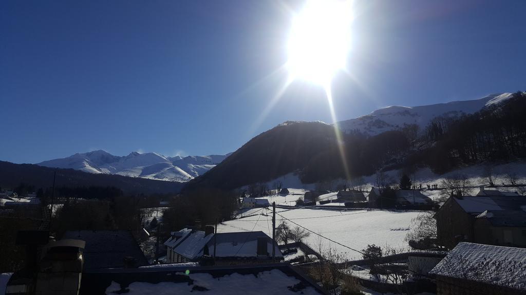 Hotel Les Deux Cols Sainte-Marie-de-Campan Esterno foto